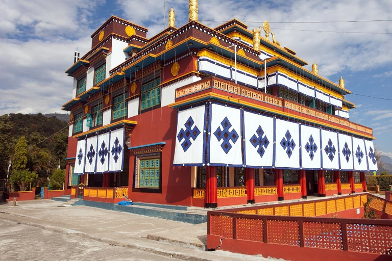 Katmandou : randonnée guidée au monastère de Jamacho avec vuesAucun service de prise en charge et de retour, uniquement des services de guide