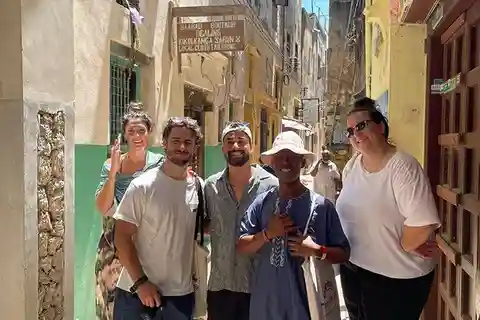 Sneaky Feet Mombasa City Guided Walking Tour With Transfer.