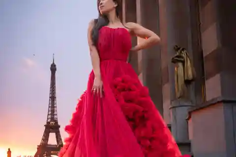 Paris: Private Photoshoot Near the Eiffel Tower