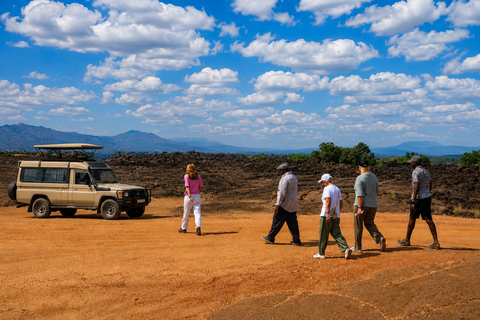 From Nairobi: 3 Days cChyulu Hills Private Tour From Nairobi: 3 days chyulu hills private tour