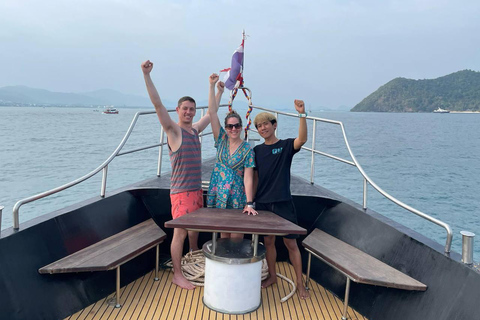 3 Fun Dives for Certified King Cruiser wreck and Koh Dok Mai