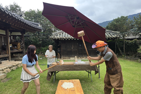 Busan: Miryang Day Tour with Apple Makgeolli Experience