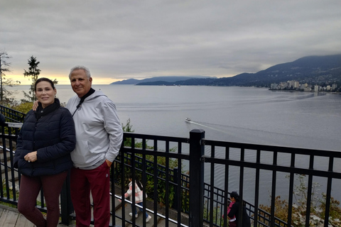 4TOUR COMBO LUX CAR:STANLEY PARK/CAPILANO LAKE/DAM/HATCHERY