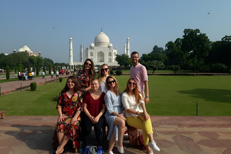 Taj Mahal Sunrise, Agra Fort & Baby Taj Tour (All-Inclusive) From Agra: Tour with Car, Driver and Guide Only