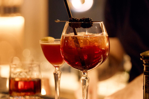 Cocktail Masterclass: Craft 3 Gin Drinks at Warsaw's Gin Bar