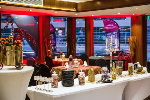 Dubai: rondvaart Marina met diner, drankjes & live muziek