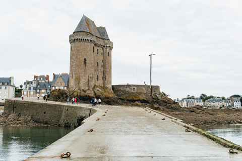 Saint-Malo: Guided Boat Tour with Local Captain 1-Hour Boat Tour