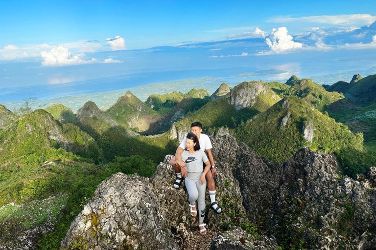 Desde Cebú: Ruta de Senderismo por el Pico Osmeña y el Pico Kandungaw