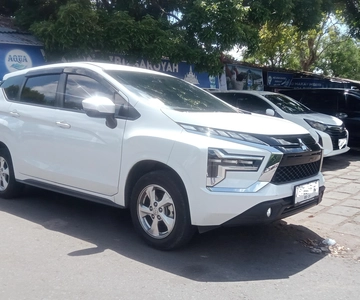 Semarang: Privé auto charter met chauffeur