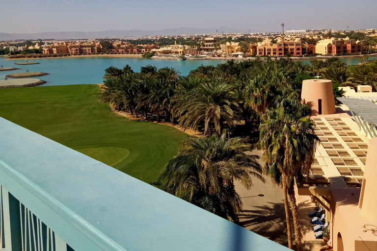 Hurghada: El Gouna city Tour with Boat & Tuk-Tuk in private