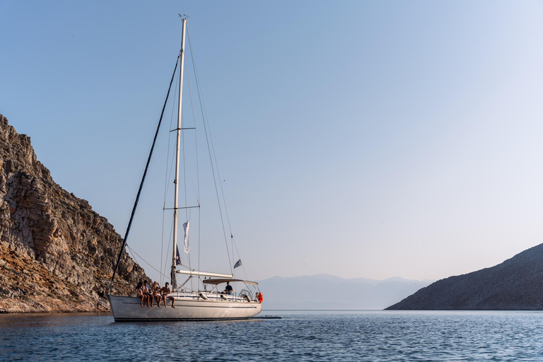 Heraklion: Cruzeiro de barco pela Ilha Dia com mergulho com snorkelExcursão privada de meio dia