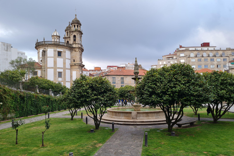 Santiago de Compostela: Private Walking Tour with Local