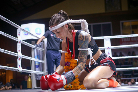 Krabi: Koh Lanta Boxing Stadium Muay Thai BiljettStadionsäte