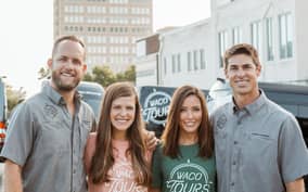 Waco: Fixer Upper Highlights and City Tour by Van