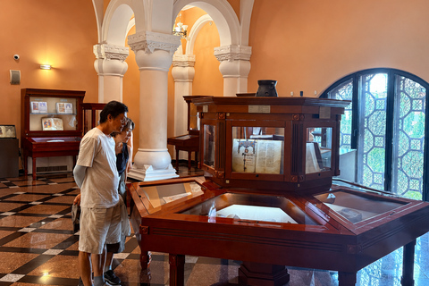 Yerevan: Matenadaran Guided Tour with optional Workshop Yerevan: Matenadaran Guided Tour with Workshop