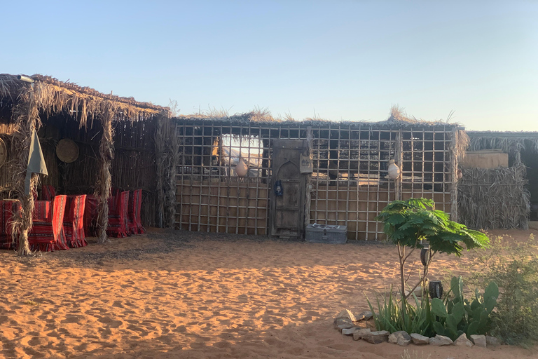 Muscat: Wahiba Desert &amp; Wadi Bani khalid Private Tour+Lunch