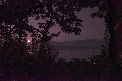 رحلة مسائية في هانغتشو مع موسيقى في الهواء الطلق