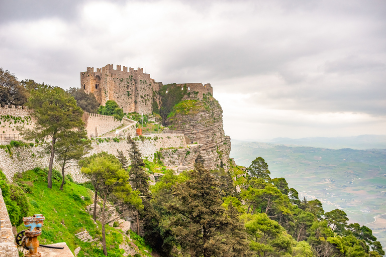 Segesta, Erice and Salt Pans Full-Day Excursion from Palermo