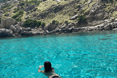 Mallorca: Alcudia: Private Boat Tour with Snorkel