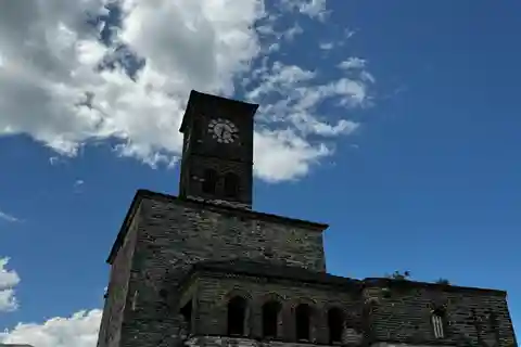 From Tirana or Durres: Private Gjirokastra Tour