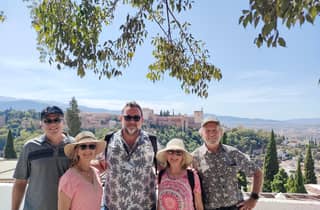 Von Sevilla aus: Private Granada Tagestour mit Alhambra-Besuch