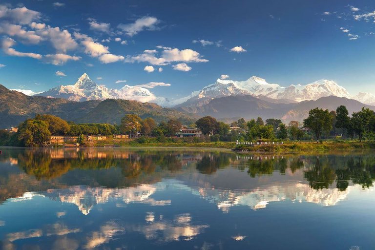 Kathmandu: 2-Day Pokhara Tour with Hotel and Transfers