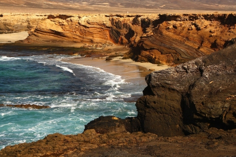 Fuerteventura: Highlights Inselrundfahrt mit atemberaubenden Aussichten.Entdecke die herrlichen Aussichten und Landschaften Fuerteventuras. Maximal 8.