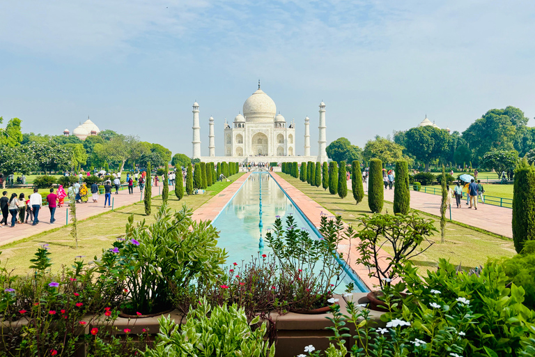 From Delhi: Taj Mahal Tour with Elephant Conservation Centre All Incl. Car + Guide + Tickets + Elephant + Lunch