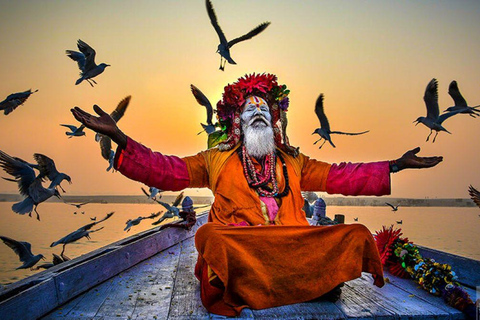 Pernoita em Varanasi Ganga Aarti, passeio de barco com Sarnath Tour