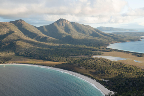 朗塞斯顿出发：摇篮山与酒杯湾两日过夜游朗塞斯顿：2日2晚摇篮山与酒杯湾之旅