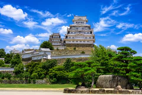 大阪市から姫路城への日帰りツアー | GetYourGuide