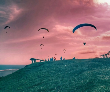 Bali: Paragliding Over Uluwatu or Nusa Dua Beach