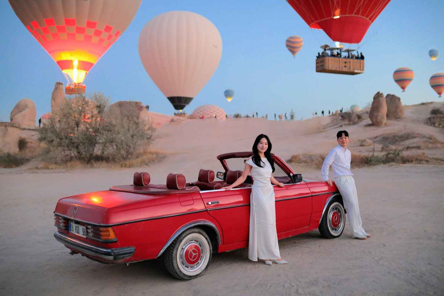 Cappadocia Balloon Time: Sunrise Classic Car Tour - Cappadocia Balloon Time: Sunrise Classic Car Tour