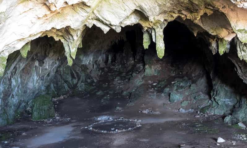 Gaia's Mythical Cave - Hiking Corycian Cave