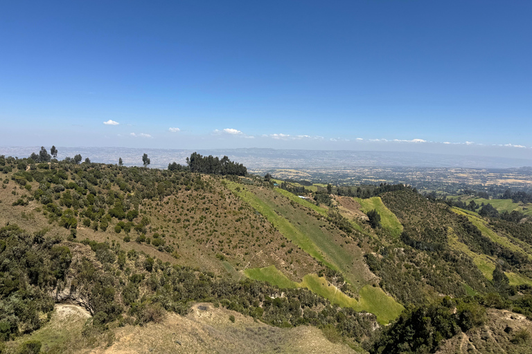 Addis Ababa: 8-Day Omo Valley and Lake Tana Tour