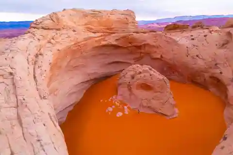 Torrey: Cosmic Ashtray, Devil's Garden, and Cedar Wash Tour