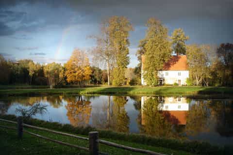 magnífico otoño dorado en sigulda