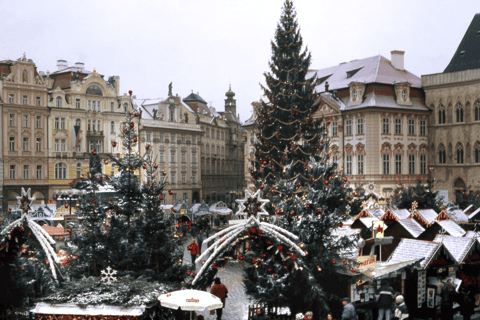 experience christmas shopping in prague