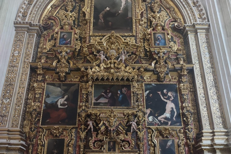 Granada: rondleiding door de kathedraal en de koninklijke kapel van 3 uurGranada: rondleiding door de kathedraal en de koninklijke kapel van 3 uur in het Spaans