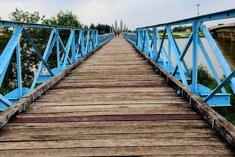 Hue: Private Transfer to Phong Nha with DMZ Tour