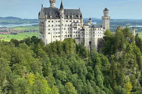 De Zurique: Excursão privada ao Castelo de Neuschwanstein com almoço