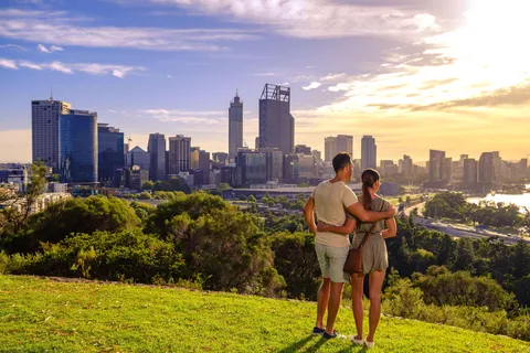 Perth Tailored 3-Hour Private Tour for The Travel Chameleon