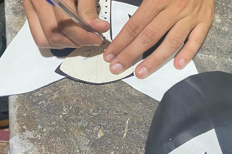 Agadir: Moroccan Craft: Create Your Babouches