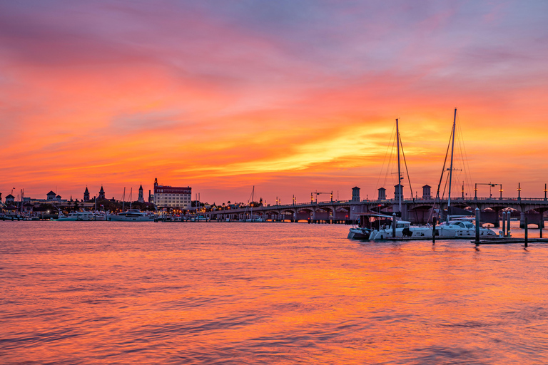 St. Augustine: rejs o zachodzie słońca z szampanemŚw. Augustyn: rejs o zachodzie słońca z szampanem i drinkami