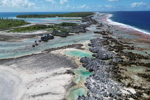 Île aux Récifs and its Natural Pools, Passe de Tiputa, and Aquarium Reef Island and its Natural Pools, Tiputa Pass, and Aquarium