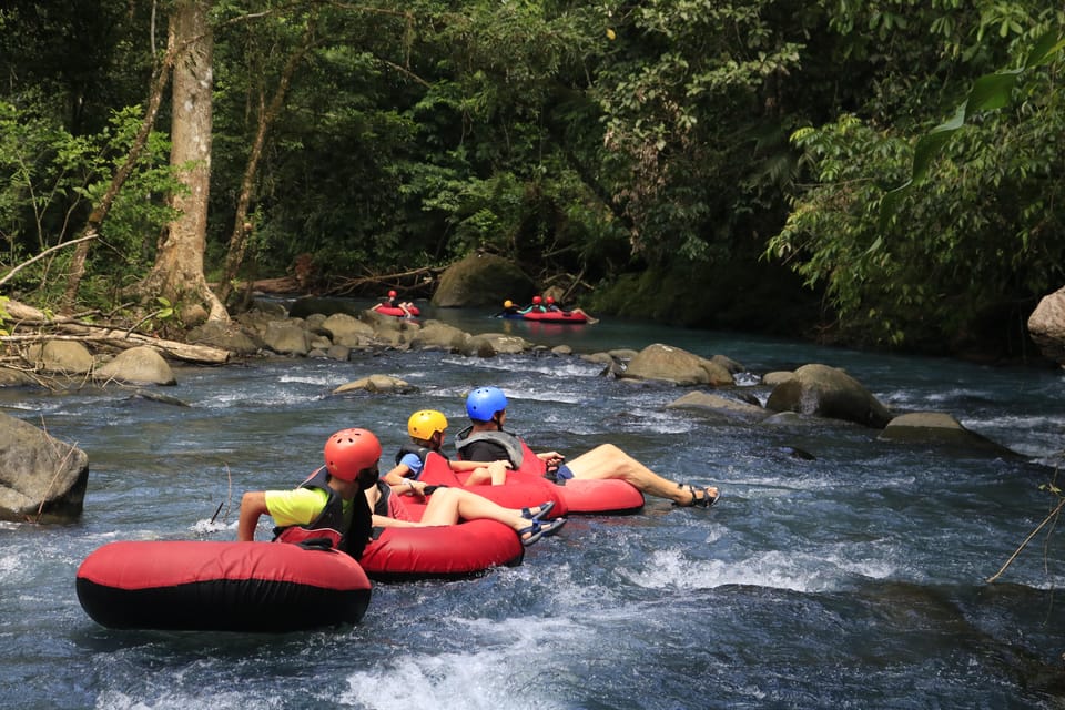 Tubing Rio Celeste - Hizvo