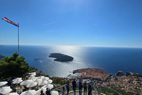 إطلالات دوبروفنيك وتجربة حديقة ترستينو النباتية