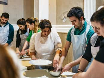 Naples: Pizza-Making Workshop with Drink and Appetizer