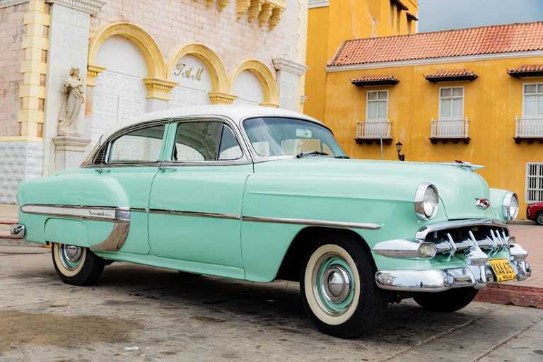 Take a ride in a vintage car and snap some photos in Cartagena de Indias Vintage car ride with a photo shoot
