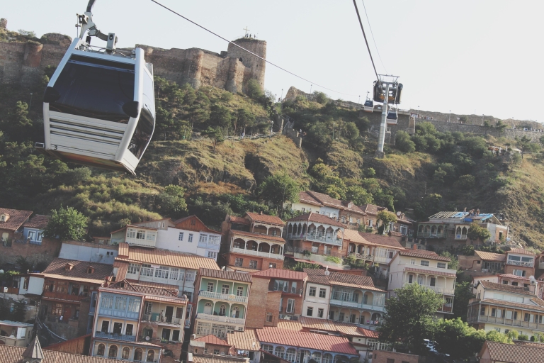 Tbilisi: Stare i Nowe Miasto: zwiedzanie miasta z przewodnikiem i 2 przejażdżki kolejką linowąWycieczka prywatna